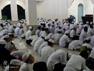 Penagajian di Mesjid