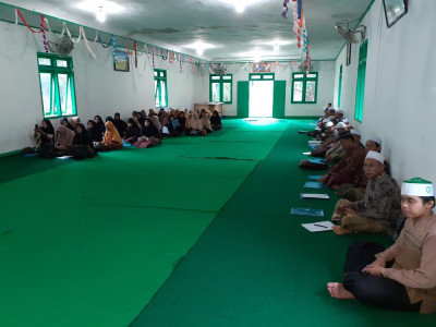 Acara Diskusi Bulanan Guru